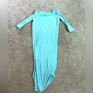 Posh Peanut GUC 0-3m bamboo gown